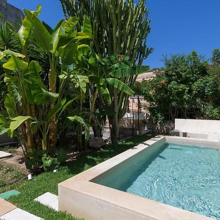 Ferienwohnung Palazzo Acquaviva - Il Giardino Sospeso Lecce Exterior foto